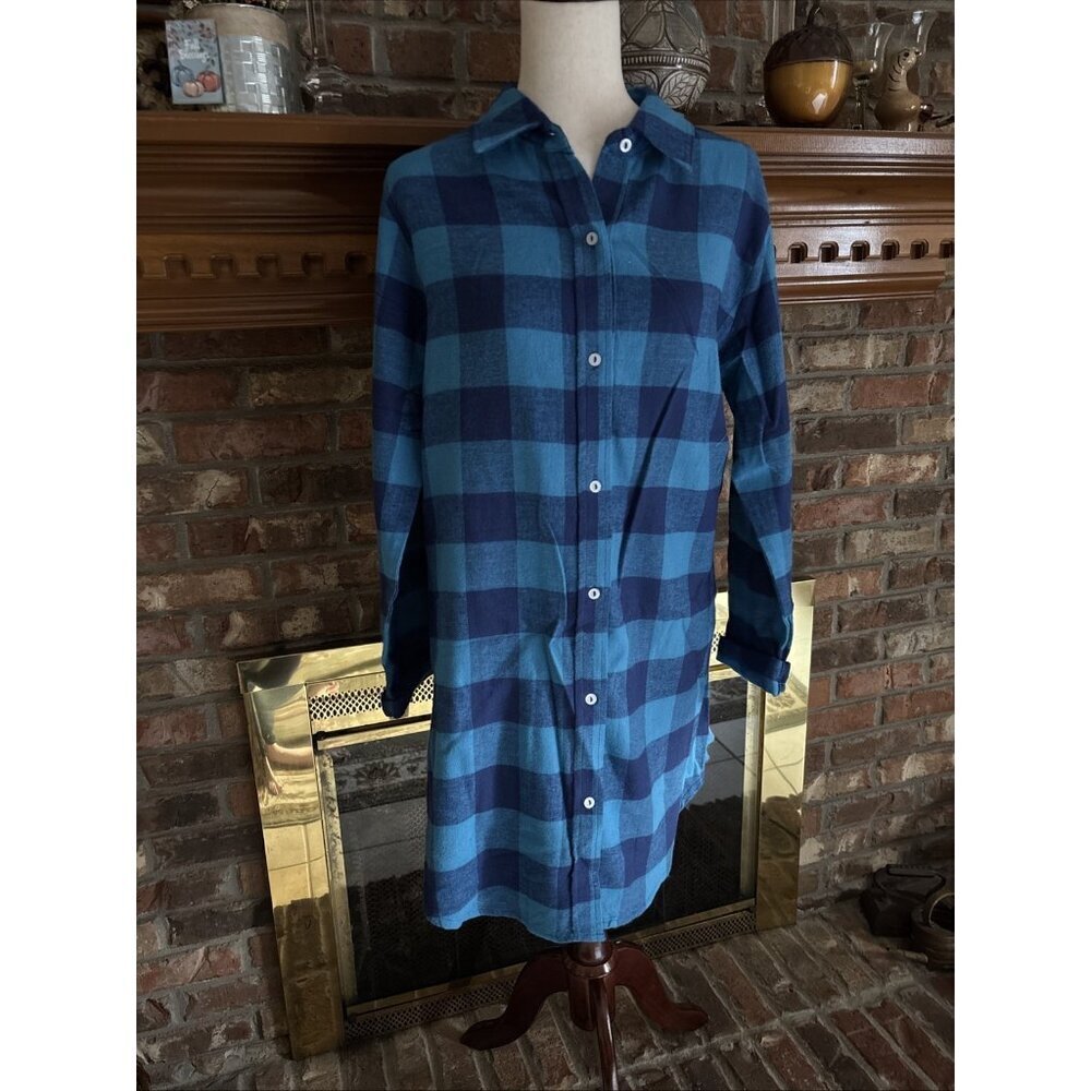 Metropolitan Ladies Blue Plaid Long Flannel Shirt Size Medium Vintage